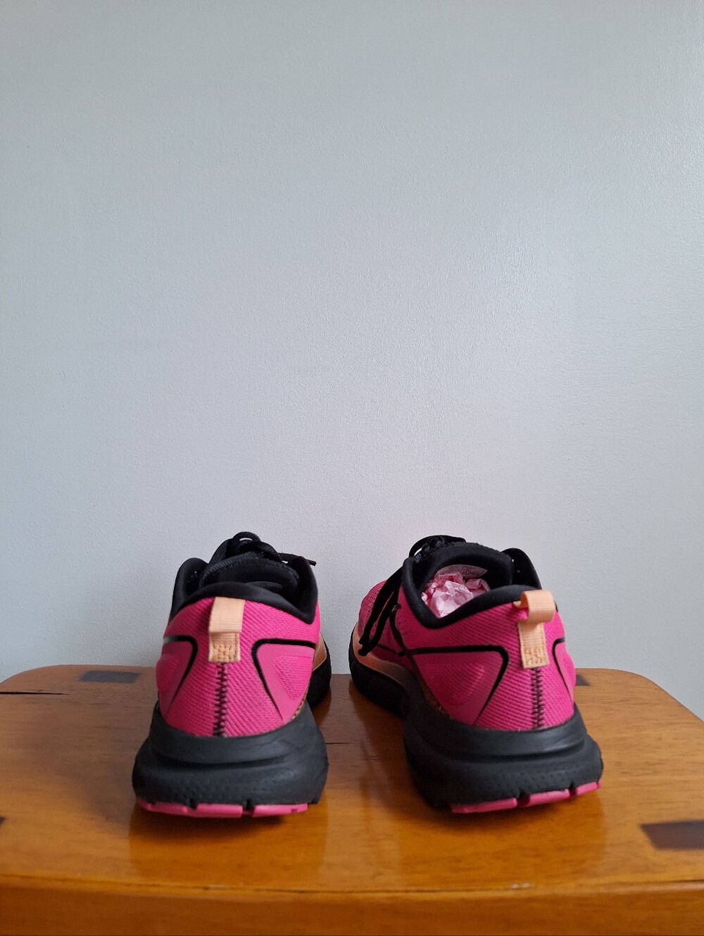 Brooks Trace 3 Women's Pink Glow/Black/Orange Size 7B - Picture 4 of 13